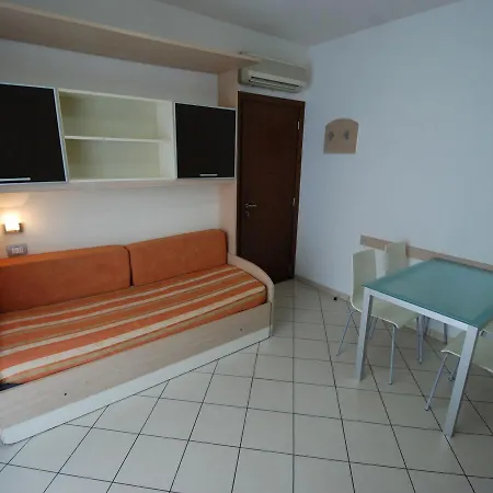 Locazione Turistica Mareo.4 * Fogliano Marina