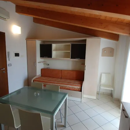 Locazione Turistica Mareo.4 *
